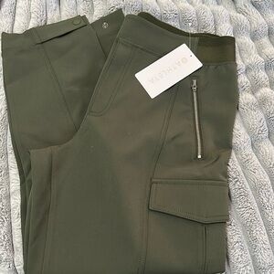 NWT women’s endless Cargo Pants